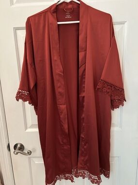 Open-Front Lace-Trim Kimono Jacket in Rust